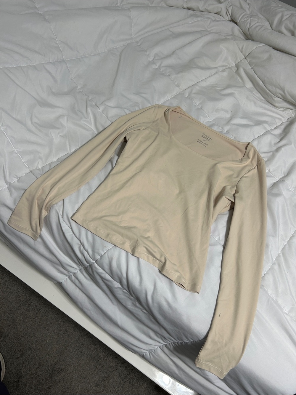 Long Sleeve Scoop Neck Women's Top - Cream